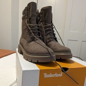 Brand New size 9 Women's Timberland Cortina Valley waterproof boot Taupe